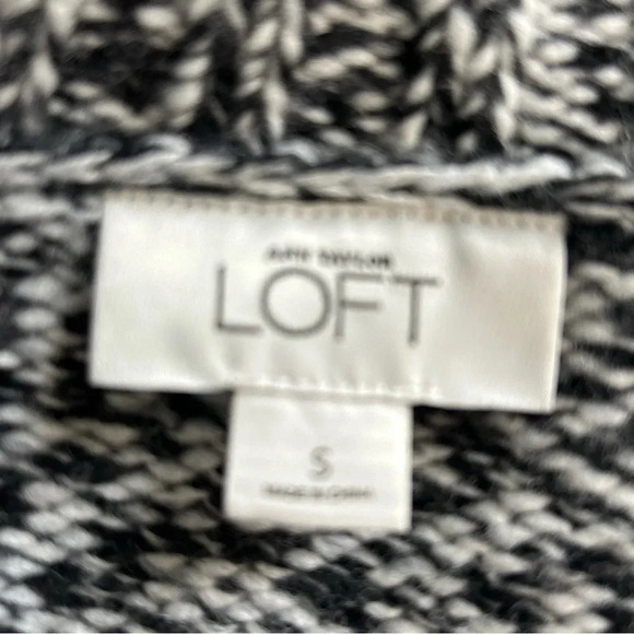 Ann Taylor Loft Women’s Small Cardigan Wool Blend Chunky Cozy Black White - Picture 9 of 12